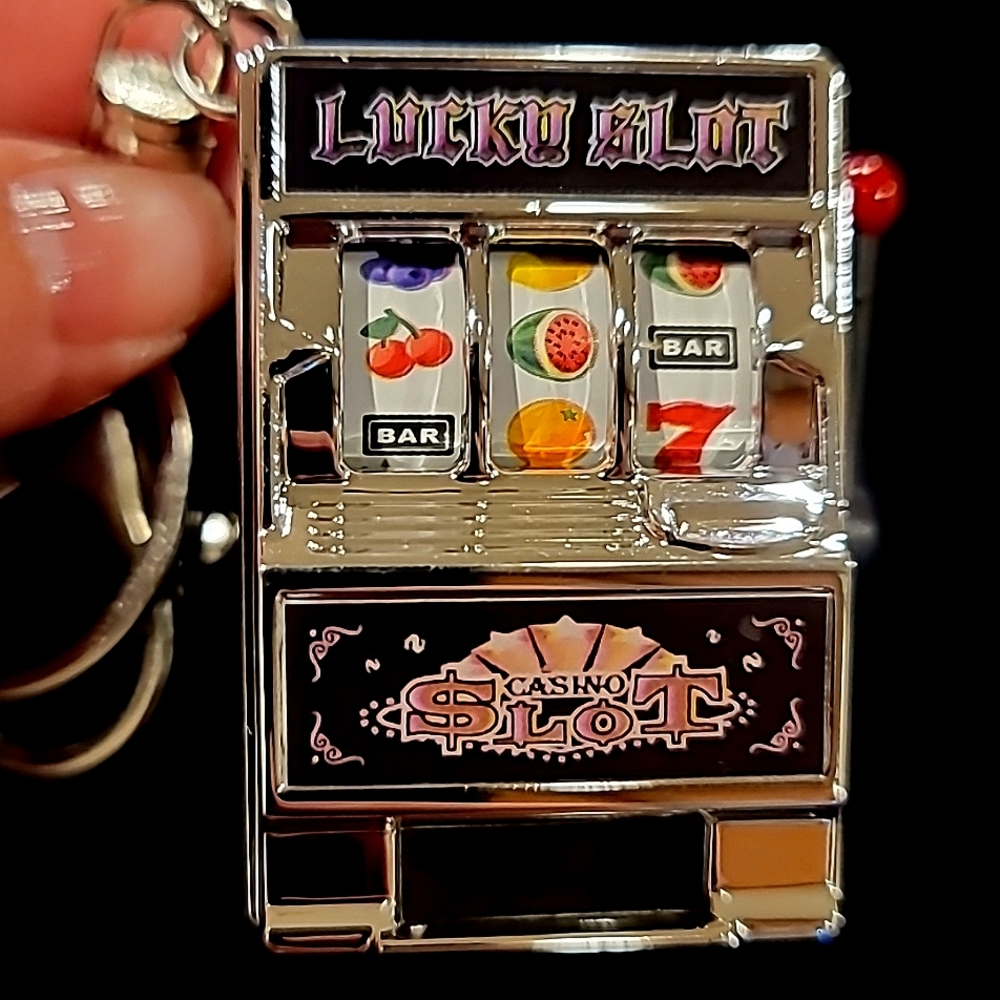 🎰 777 Keychain/Purse Charm